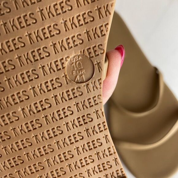 Tkees Gemma Sandal in Coco Butter Size 10 EUC - Picture 4 of 6